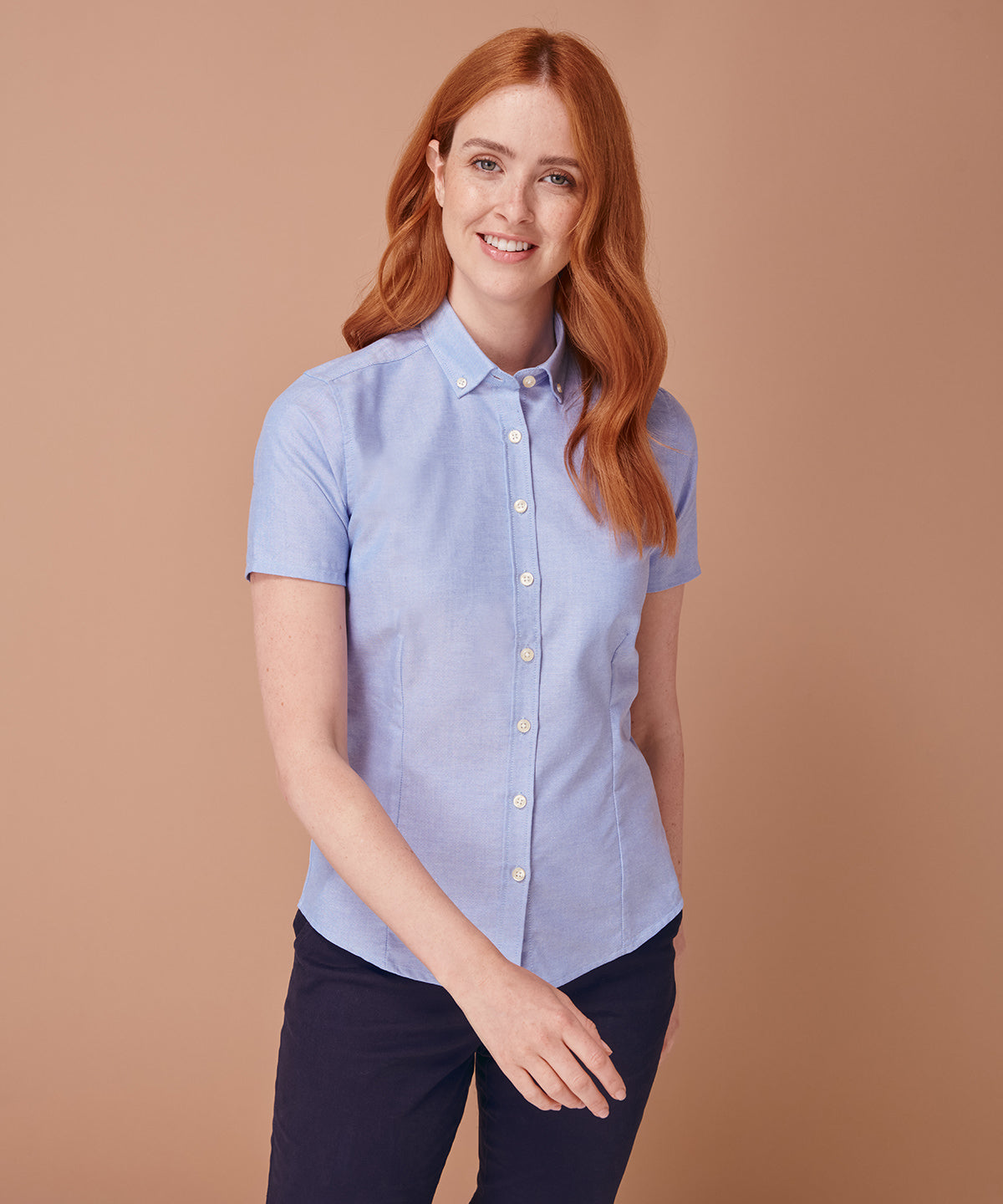 Women's modern short sleeve Oxford shirt