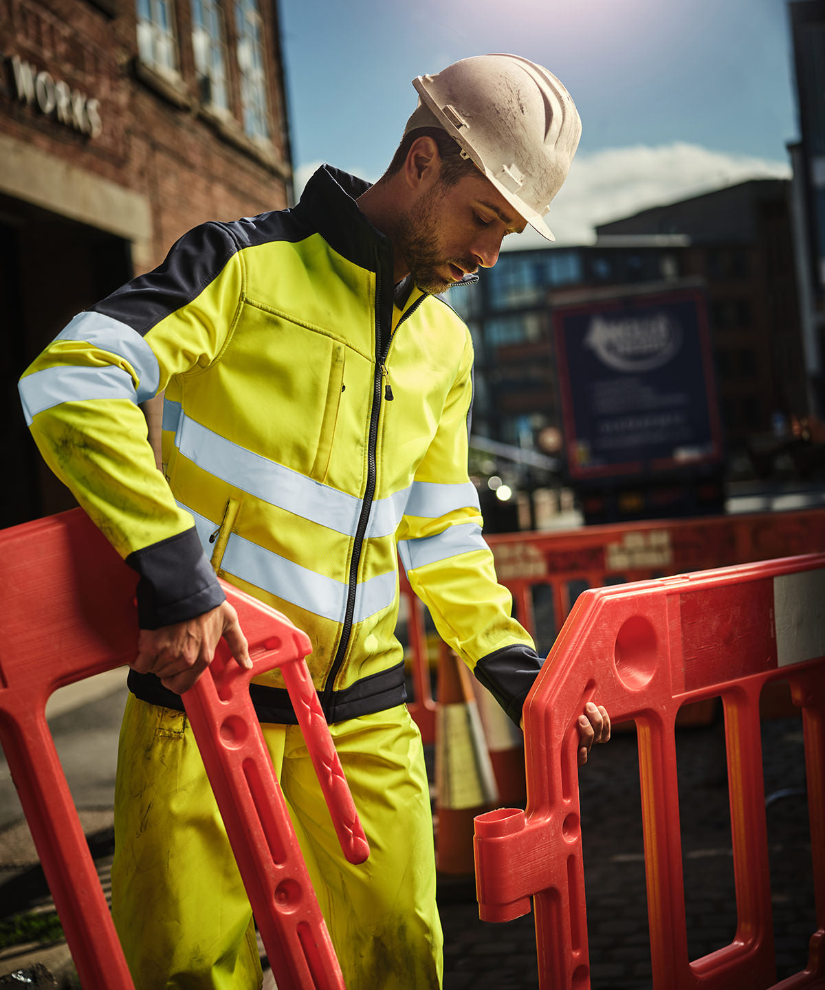 Yellow/Navy - High-vis pro softshell - GarmentEmbroidery